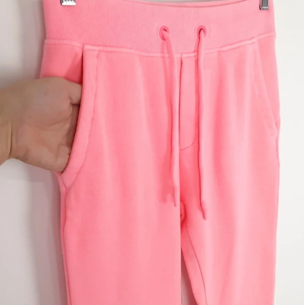 UGG | Neon Pink Jogger_6